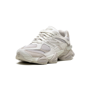 New Balance 9060 - Grey Moonbeam