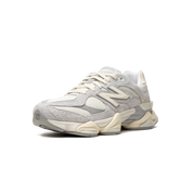 New Balance 9060 - Quartz Grey