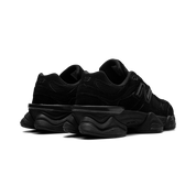 New Balance 9060 - Triple Black