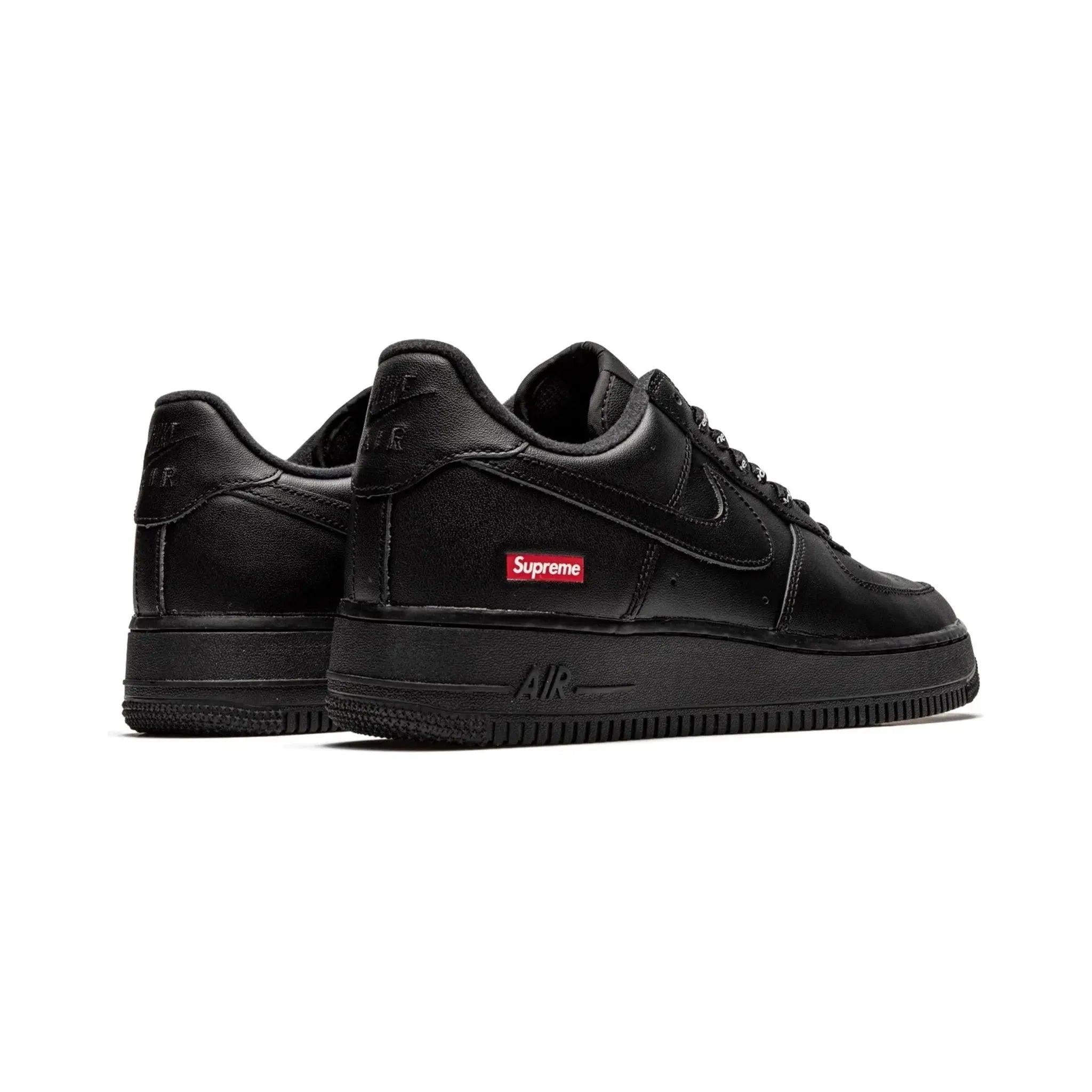 Nike Air Force 1 Low - Supreme Black