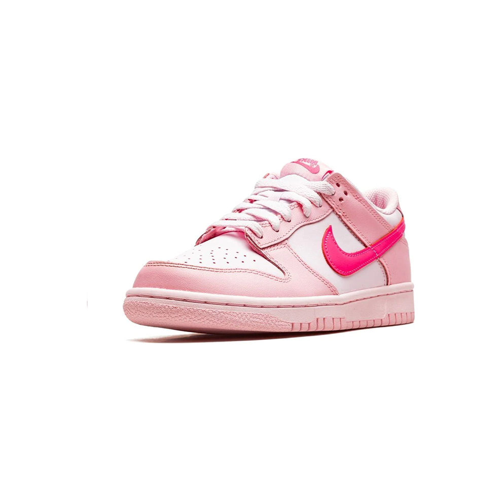 Nike Dunk Low - Triple Pink