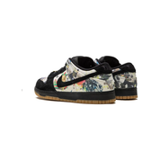 Nike SB Dunk Low - Supreme 'Rammellzee'